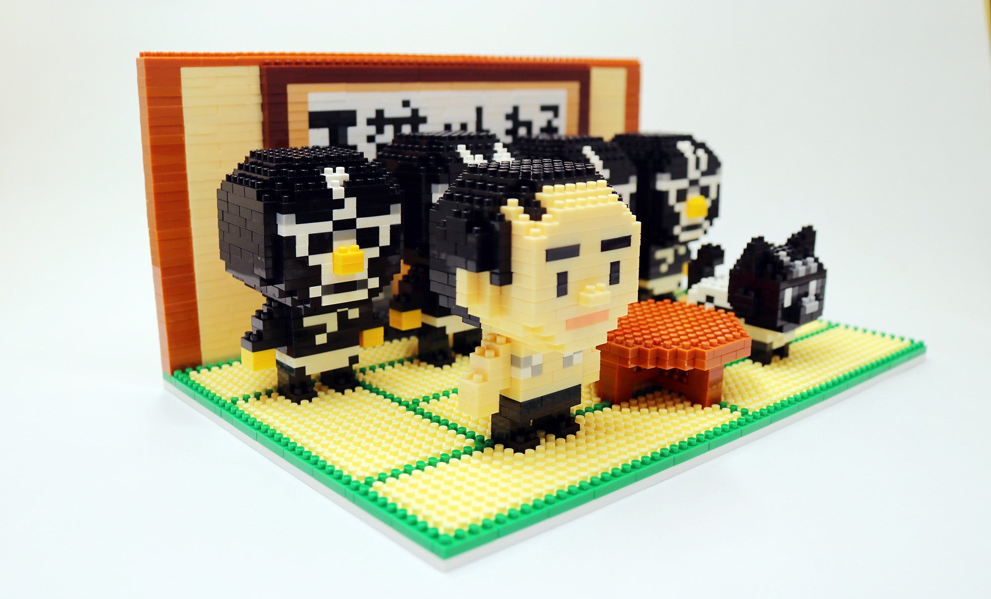 江頭2:50 江頭2:50＋ブリーフ団（全員）＋パズー＋ステージセット – エガ